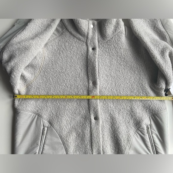 ⭐️Host Pick⭐️ BNWOT Lululemon Go Cozy Jacket - Picture 4 of 11